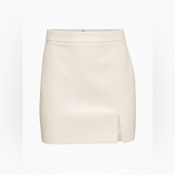 Aritzia Wilfred Patio Mini Leather Skirt in White, Size 10 - Picture 5 of 5